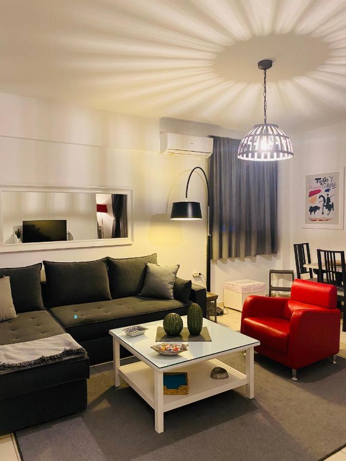 Gianna'S Apartment Central Aigio Cozy And Shining Eksteriør billede